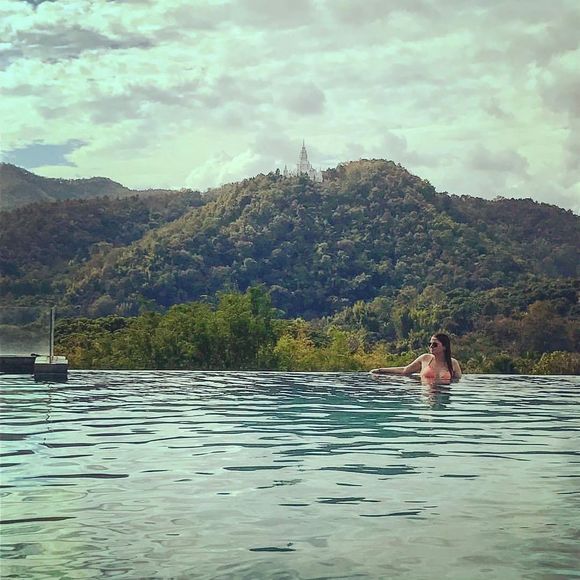 Meet your Posher, Kelly - Picture 1 of 1